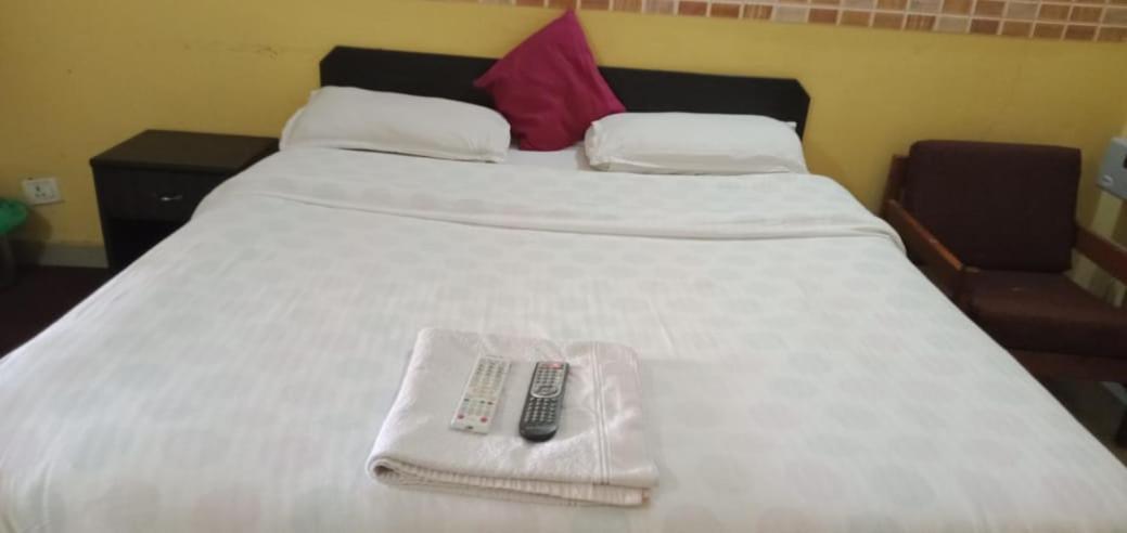 Hotel O Hya'S Homestay Dehradun Eksteriør billede