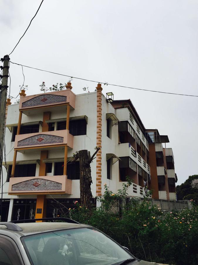 Hotel O Hya'S Homestay Dehradun Eksteriør billede